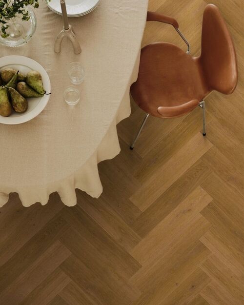 Pergo Smoked Amber Oak Balıksırtı Laminat Parke